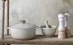 Le Creuset Salzmühle in meringue