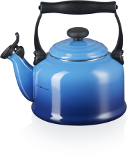 Le Creuset Wasserkessel Tradition in azure