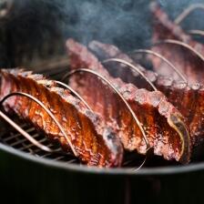 Rösle Braten- und Rippchenhalter
