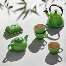 Le Creuset Wasserkessel Kone in Bamboo Green