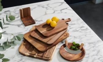 Cole & Mason Schneidebrett aus Akazienholz mit Griff