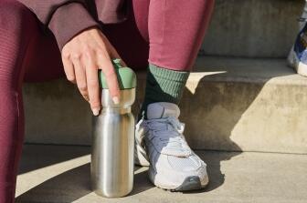 Mepal Sporttrinkflasche Edelstahl 800 ml in moss green