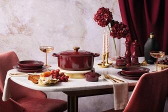 Le Creuset M&uuml;slisch&uuml;ssel in garnet