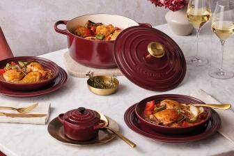 Le Creuset Suppenteller in garnet