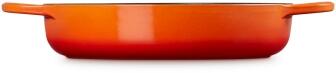 Le Creuset Servierpfanne Signature mit zwei Griffen in ofenrot