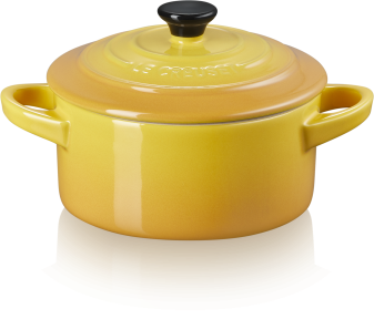 Le Creuset Mini Cocotte in nectar