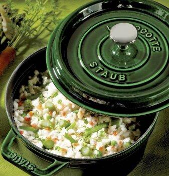 Staub Gusseisengeschirr - traditionelles Material mit innovativen Funktionen