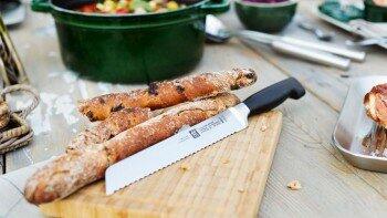 Brotmesser - Frisches Brot sägen und nicht reißen