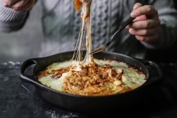 Skeppshult_Pfanne_Kaese_Kupfermanufaktur_Weyersberg_IMG_9677_KochForm_3000_2000