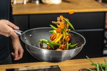 Staub_Wok_750051080_KochForm_3000_2000