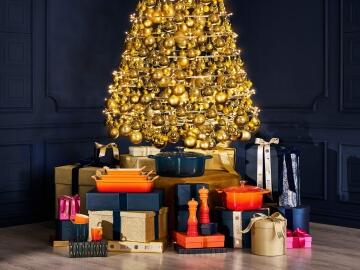 Le_Creuset_FULL_HD_JPG_20250325_CHRISTMASCAM25_002_Weihnachten_Geschenke_KochForm_3000_1500.jpg