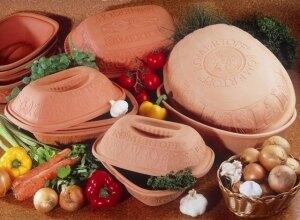 Römertopf - für gesundes Dünsten im Naturtontopf bei KochForm