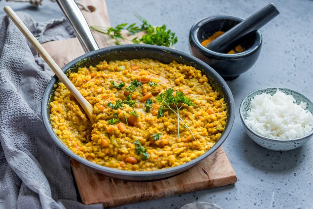 Rote-Linsen-Curry mit Reis - KochForm