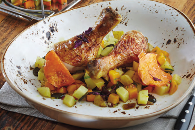 Gegrillte Pizza mit Rhabarber und Erdbeeren bei KochForm Gegrillte Pizza mit Rhabarber und Erdbeeren bei KochForm